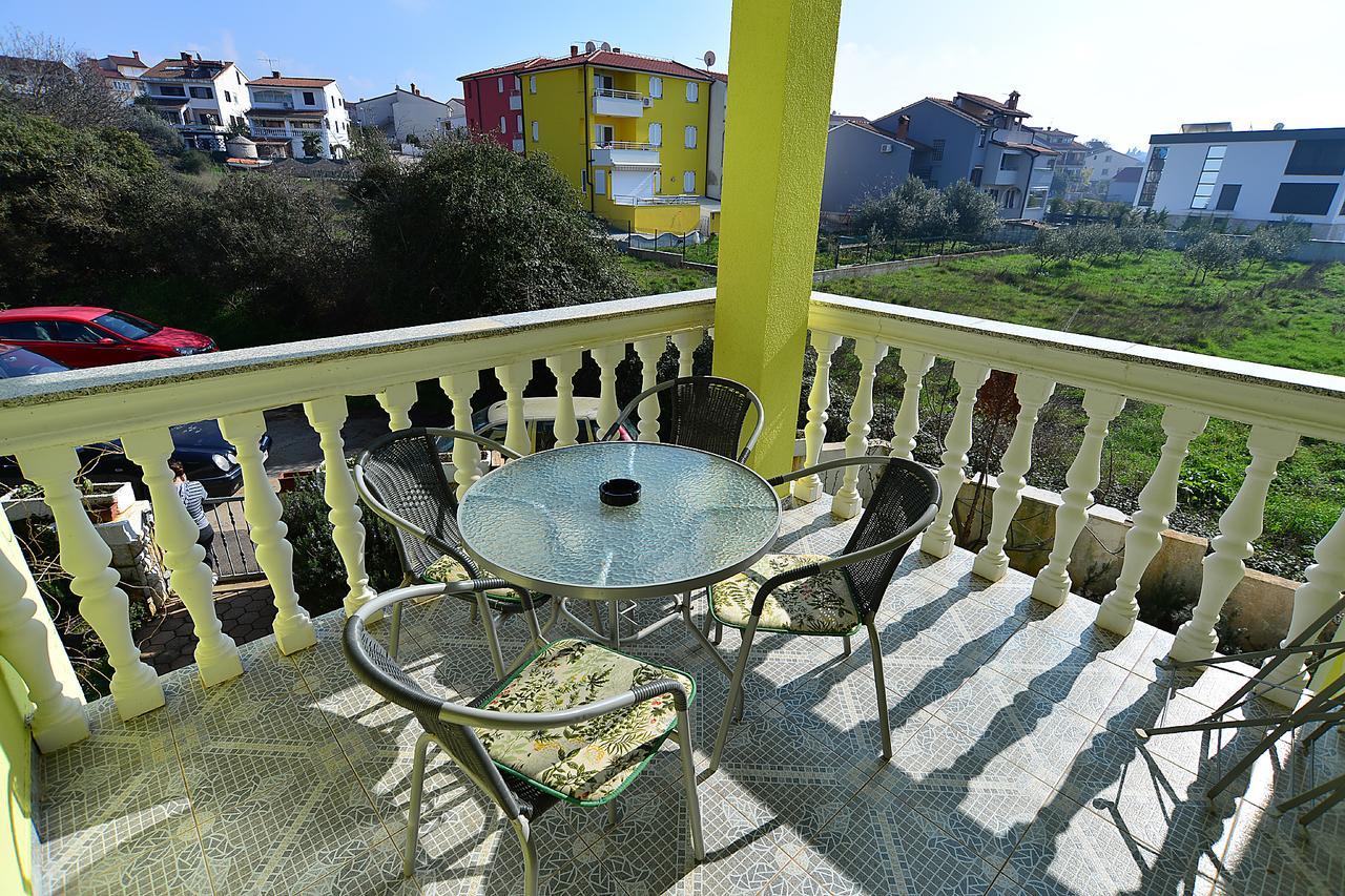 Apartments Milica 56 بولا المظهر الخارجي الصورة